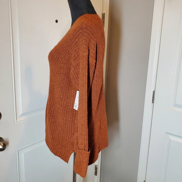 NWT Plus Size Nine West V-Neck Stitch Front Tunic Sweater - Picture 10 of 13